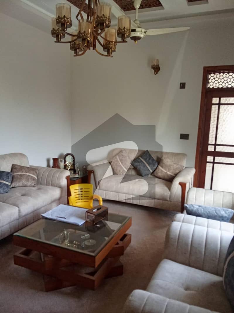 زینت آباد سکیم 33,کراچی میں 10 کمروں کا 10 مرلہ مکان 4.6 کروڑ میں برائے فروخت۔ زینت آباد سکیم 33,کراچی میں 10 کمروں کا 10 مرلہ مکان 4.6 کروڑ میں برائے فروخت۔