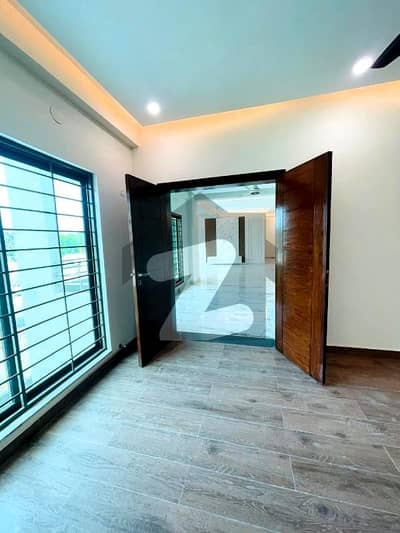 Brand New 4 Bed Unused Apartment in sec S newly Construct buildings available for urgent Rent! Brand New 4 Bed Unused Apartment in sec S newly Construct buildings available for urgent Rent!