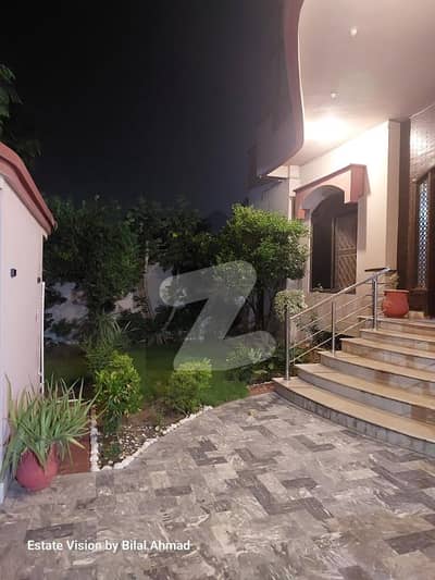 Beautiful 1st Floor Of 20 Marla Portion Available For Rent