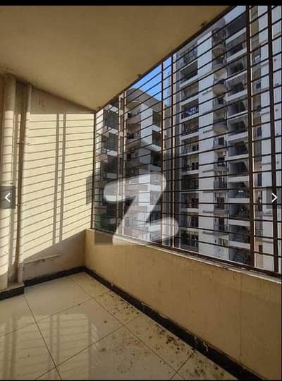 Flat for sale in prime location located in gulsitan e johar block 15 beside continental bakery karachi Flat for sale in prime location located in gulsitan e johar block 15 beside continental bakery karachi