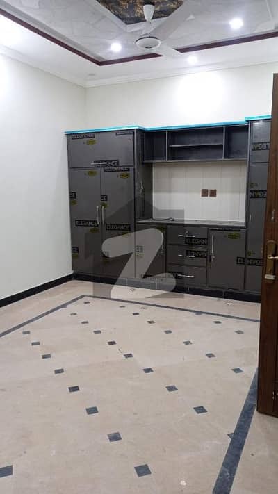 Iqbal Town Size 20 - 40 Corner Ground Portion With Car Porch Marble Flooring