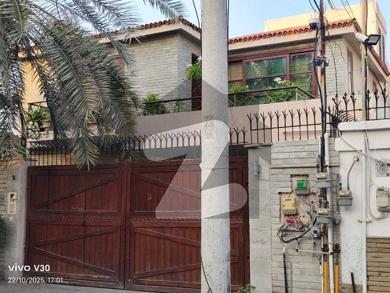 ڈی ایچ اے فیز 5 ڈی ایچ اے ڈیفینس,کراچی میں 6 کمروں کا 1 کنال مکان 12.5 کروڑ میں برائے فروخت۔ ڈی ایچ اے فیز 5 ڈی ایچ اے ڈیفینس,کراچی میں 6 کمروں کا 1 کنال مکان 12.5 کروڑ میں برائے فروخت۔