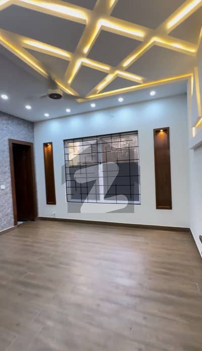 Lavish 10 Marla Designer House for Sale in Bahria Town Phase 7, Islamabad Lavish 10 Marla Designer House for Sale in Bahria Town Phase 7, Islamabad