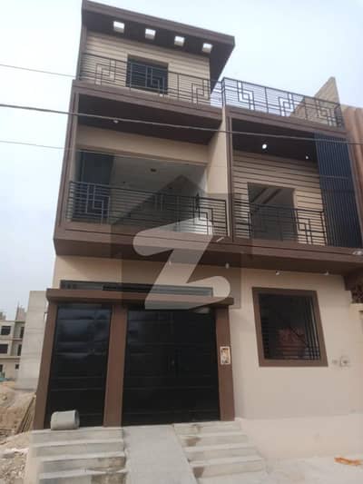 سیکٹر 32 ۔ پنجابی سعود نگر سٹی فیز 3 سکیم 33 - سیکٹر 32,سکیم 33,کراچی میں 2 کمروں کا 5 مرلہ مکان 2.55 کروڑ میں برائے فروخت۔ سیکٹر 32 ۔ پنجابی سعود نگر سٹی فیز 3 سکیم 33 - سیکٹر 32,سکیم 33,کراچی میں 2 کمروں کا 5 مرلہ مکان 2.55 کروڑ میں برائے فروخت۔