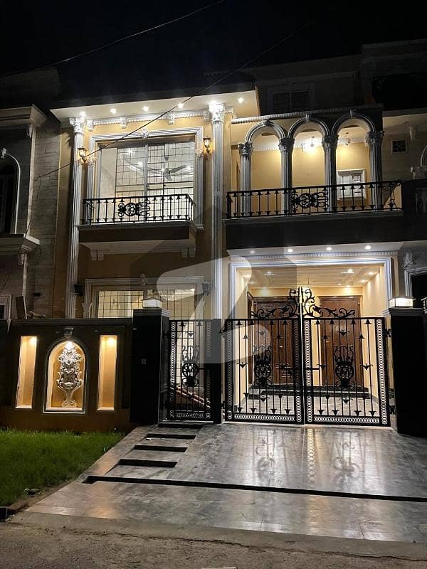 5 MARLA MODERN HOUSE FOR SALE 5 MARLA MODERN HOUSE FOR SALE