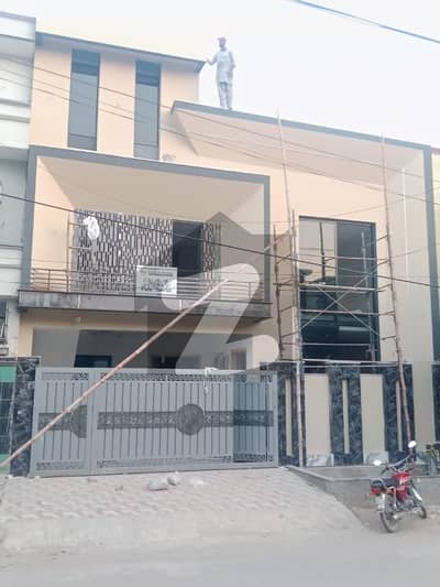 ائیرپورٹ ہاؤسنگ سوسائٹی راولپنڈی میں 4 کمروں کا 6 مرلہ مکان 2.4 کروڑ میں برائے فروخت۔ ائیرپورٹ ہاؤسنگ سوسائٹی راولپنڈی میں 4 کمروں کا 6 مرلہ مکان 2.4 کروڑ میں برائے فروخت۔