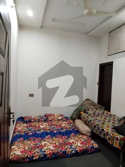 Gas Not Available Upper Portion Spread Over 2 Marla In Kareem City Available Gas Not Available Upper Portion Spread Over 2 Marla In Kareem City Available