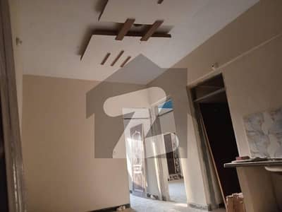 اللہ والا ٹاؤن کورنگی,کراچی میں 3 کمروں کا 3 مرلہ فلیٹ 40.0 لاکھ میں برائے فروخت۔ اللہ والا ٹاؤن کورنگی,کراچی میں 3 کمروں کا 3 مرلہ فلیٹ 40.0 لاکھ میں برائے فروخت۔