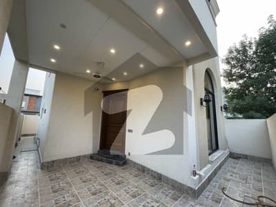 ڈی ایچ اے 11 رہبر فیز 2 ڈی ایچ اے 11 رہبر,لاہور میں 3 کمروں کا 5 مرلہ مکان 2.5 کروڑ میں برائے فروخت۔ ڈی ایچ اے 11 رہبر فیز 2 ڈی ایچ اے 11 رہبر,لاہور میں 3 کمروں کا 5 مرلہ مکان 2.5 کروڑ میں برائے فروخت۔