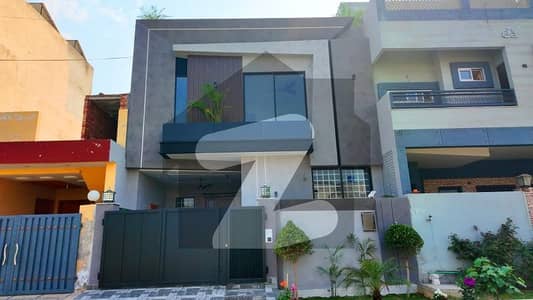 Prime Location House For Sale In Formanites Housing Scheme Prime Location House For Sale In Formanites Housing Scheme