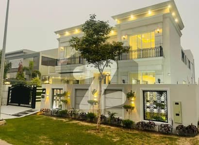 Centrally Located Prime Location House In Formanites Housing Scheme - Block M Is Available For Sale