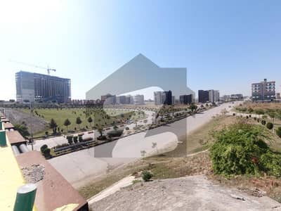 800 Square Feet Corner ( 20*40 ) On Green Belt Residential Plot For Sale In Chanab Block Mumtaz City Islamabad