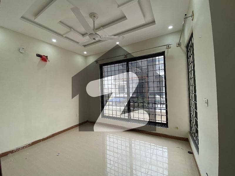 BEAUTIFUL LOCATION BRAND NEW HOUSE FOR SALE