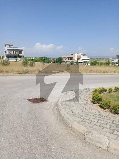 ڈی ایچ اے فیز 5 - سیکٹر ایف ڈی ایچ اے ڈیفینس فیز 5,ڈی ایچ اے ڈیفینس,اسلام آباد میں 1 کنال رہائشی پلاٹ 2.95 کروڑ میں برائے فروخت۔ ڈی ایچ اے فیز 5 - سیکٹر ایف ڈی ایچ اے ڈیفینس فیز 5,ڈی ایچ اے ڈیفینس,اسلام آباد میں 1 کنال رہائشی پلاٹ 2.95 کروڑ میں برائے فروخت۔