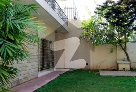 House in Demolished Condition for Sale F-6