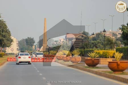 سٹی ہاؤسنگ سوسائٹی - بلاک اے ایکسٹینشن سٹی ہاؤسنگ سوسائٹی,سیالکوٹ میں 10 مرلہ رہائشی پلاٹ 1.2 کروڑ میں برائے فروخت۔ سٹی ہاؤسنگ سوسائٹی - بلاک اے ایکسٹینشن سٹی ہاؤسنگ سوسائٹی,سیالکوٹ میں 10 مرلہ رہائشی پلاٹ 1.2 کروڑ میں برائے فروخت۔