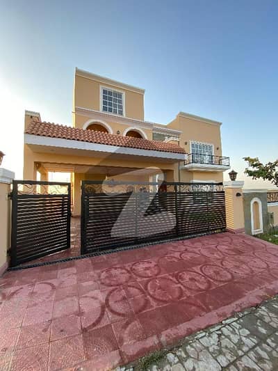 ڈی ایچ اے ڈیفینس فیز 5 ڈی ایچ اے ڈیفینس,اسلام آباد میں 6 کمروں کا 1 کنال مکان 7.7 کروڑ میں برائے فروخت۔ ڈی ایچ اے ڈیفینس فیز 5 ڈی ایچ اے ڈیفینس,اسلام آباد میں 6 کمروں کا 1 کنال مکان 7.7 کروڑ میں برائے فروخت۔