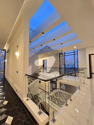 1000 Yards Brand New Super Luxury Villa With Lift Pool Basement