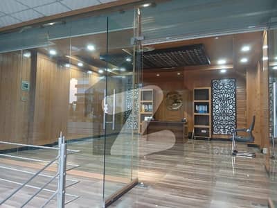 ممتاز سٹی اسلام آباد میں 2 مرلہ دکان 2.8 لاکھ میں کرایہ پر دستیاب ہے۔