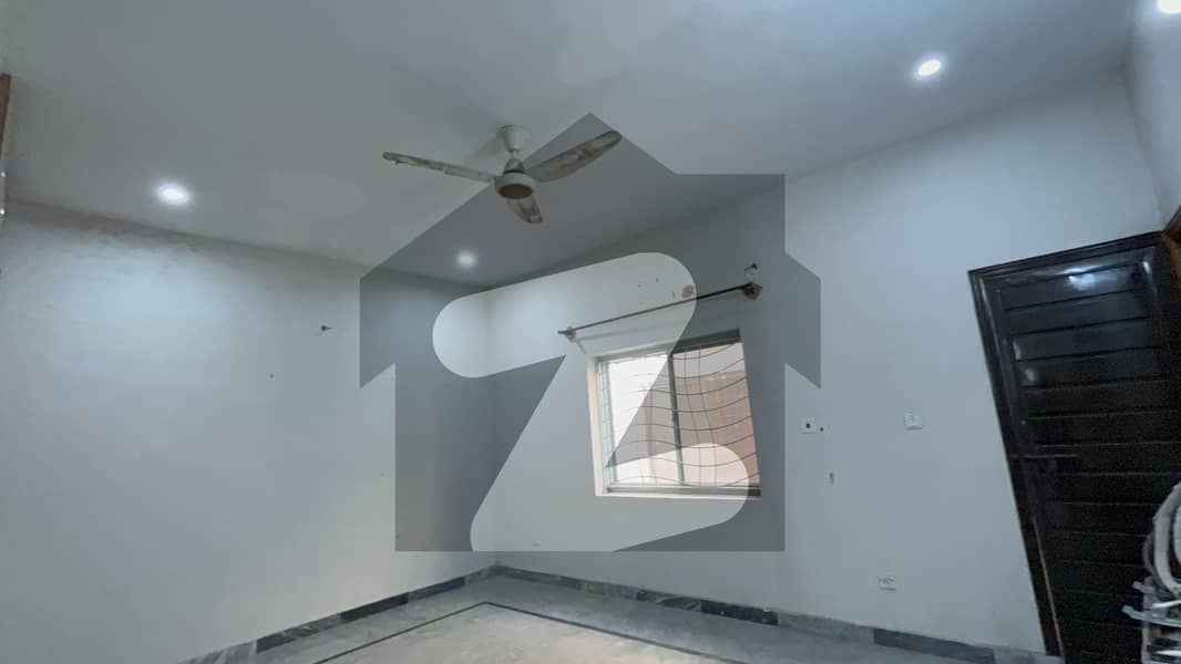 10 MARLA HOUSE FOR RENT 10 MARLA HOUSE FOR RENT