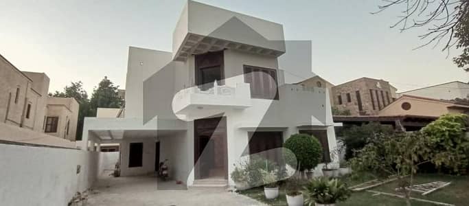500 Yards Bungalow For Rent In Phase 8 Karachi