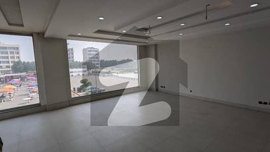 بحریہ ٹاؤن ۔ سیکٹر ایف بحریہ ٹاؤن,لاہور میں 2 مرلہ دفتر 45.0 ہزار میں کرایہ پر دستیاب ہے۔