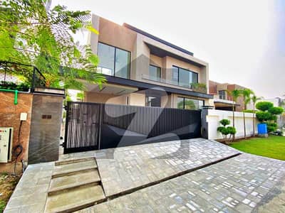 ڈی ایچ اے فیز 8 سابقہ پارک ویو ڈی ایچ اے فیز 8,ڈی ایچ اے ڈیفینس,لاہور میں 5 کمروں کا 1 کنال مکان 14.0 کروڑ میں برائے فروخت۔ ڈی ایچ اے فیز 8 سابقہ پارک ویو ڈی ایچ اے فیز 8,ڈی ایچ اے ڈیفینس,لاہور میں 5 کمروں کا 1 کنال مکان 14.0 کروڑ میں برائے فروخت۔