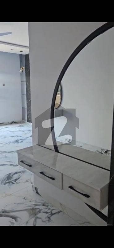 بحریہ ٹاؤن فیز 4 بحریہ ٹاؤن راولپنڈی,راولپنڈی میں 8 کمروں کا 1 کنال مکان 10.5 کروڑ میں برائے فروخت۔ بحریہ ٹاؤن فیز 4 بحریہ ٹاؤن راولپنڈی,راولپنڈی میں 8 کمروں کا 1 کنال مکان 10.5 کروڑ میں برائے فروخت۔