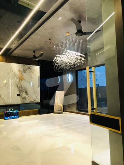 1 Kanal Upper Portion Available For Rent in DHA Phase 6 Separate Entrance