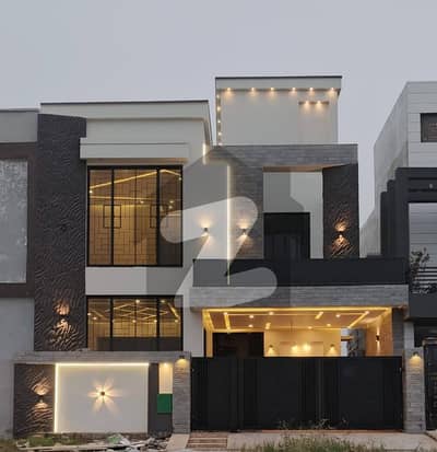 بحریہ ٹاؤن عمر بلاک بحریہ ٹاؤن سیکٹر B,بحریہ ٹاؤن,لاہور میں 5 کمروں کا 8 مرلہ مکان 2.4 کروڑ میں برائے فروخت۔ بحریہ ٹاؤن عمر بلاک بحریہ ٹاؤن سیکٹر B,بحریہ ٹاؤن,لاہور میں 5 کمروں کا 8 مرلہ مکان 2.4 کروڑ میں برائے فروخت۔