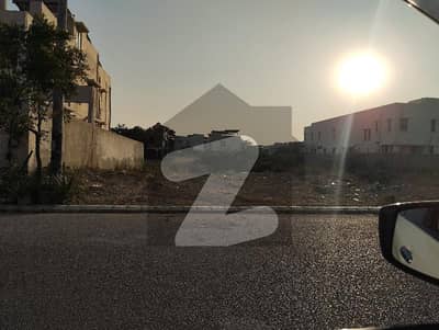 Plot For Sale 800 Square Yards In Dha Phase 8 Plot For Sale 800 Square Yards In Dha Phase 8