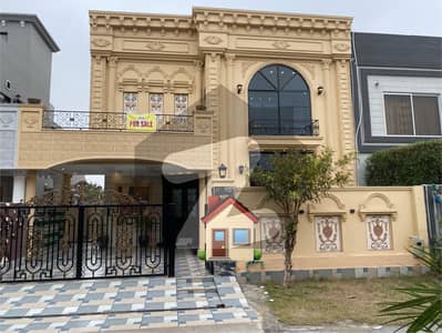 ڈی ایچ اے 11 رہبر فیز 1 ڈی ایچ اے 11 رہبر,لاہور میں 4 کمروں کا 10 مرلہ مکان 4.7 کروڑ میں برائے فروخت۔ ڈی ایچ اے 11 رہبر فیز 1 ڈی ایچ اے 11 رہبر,لاہور میں 4 کمروں کا 10 مرلہ مکان 4.7 کروڑ میں برائے فروخت۔