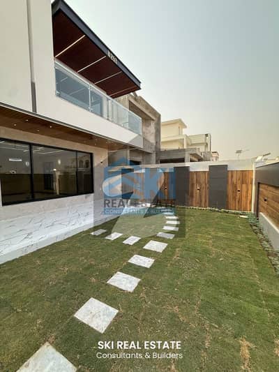 ڈی ایچ اے فیز 1 - سیکٹر بی ڈی ایچ اے فیز 1,ڈی ایچ اے ڈیفینس,پشاور میں 8 کمروں کا 1 کنال مکان 9.5 کروڑ میں برائے فروخت۔ ڈی ایچ اے فیز 1 - سیکٹر بی ڈی ایچ اے فیز 1,ڈی ایچ اے ڈیفینس,پشاور میں 8 کمروں کا 1 کنال مکان 9.5 کروڑ میں برائے فروخت۔