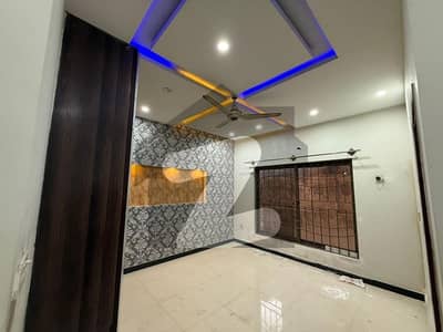 بحریہ ٹاؤن فیز 8 بحریہ ٹاؤن راولپنڈی,راولپنڈی میں 2 کمروں کا 7 مرلہ زیریں پورشن 43.0 ہزار میں کرایہ پر دستیاب ہے۔ بحریہ ٹاؤن فیز 8 بحریہ ٹاؤن راولپنڈی,راولپنڈی میں 2 کمروں کا 7 مرلہ زیریں پورشن 43.0 ہزار میں کرایہ پر دستیاب ہے۔