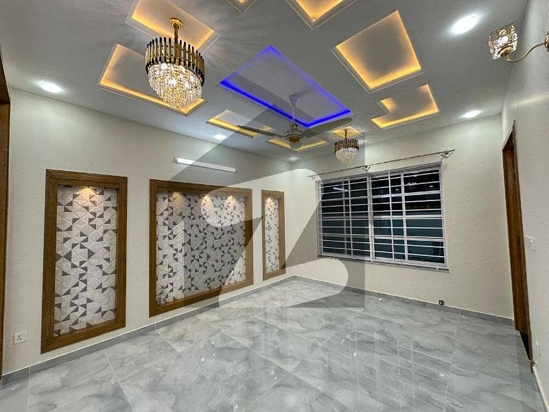 10 MARLA BRANS NEW HOUSE AVAILABLE FOR SALE 10 MARLA BRANS NEW HOUSE AVAILABLE FOR SALE