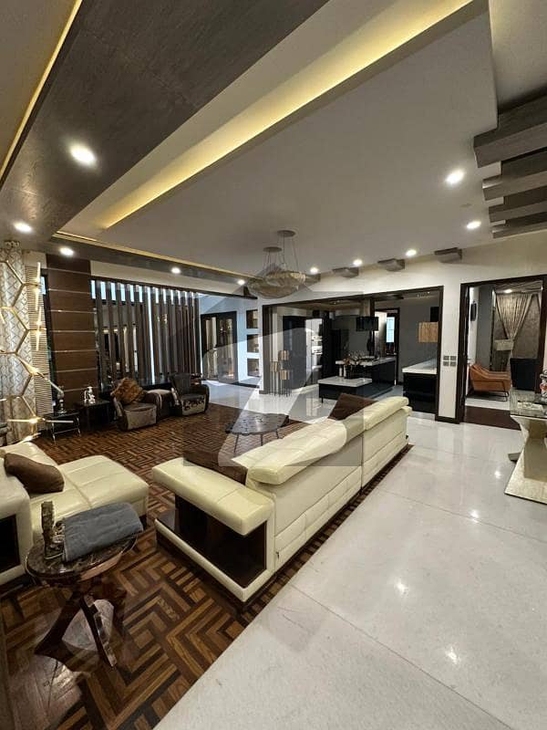 LUXURY 666 YARD HOUSE FOR FAMILY LIVING LUXURY 666 YARD HOUSE FOR FAMILY LIVING