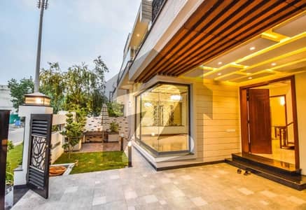 8 MARLA BRAND NEW HOUSE FOR SALE ON TOP LOCATION IN DHA LAHORE 8 MARLA BRAND NEW HOUSE FOR SALE ON TOP LOCATION IN DHA LAHORE