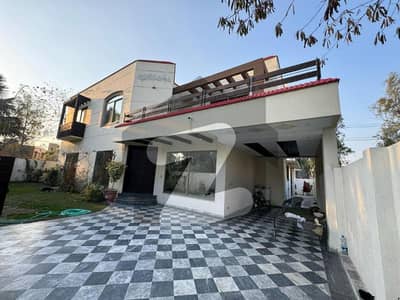 20 MARLA ELEGANT AND FULLY MAINTAINED SUPER HOT LOCATED SLIGHTLY USED BUNGALOW IS AVAILABLE IN THE BEST BLOCK OF DHA LAHORE. 20 MARLA ELEGANT AND FULLY MAINTAINED SUPER HOT LOCATED SLIGHTLY USED BUNGALOW IS AVAILABLE IN THE BEST BLOCK OF DHA LAHORE.