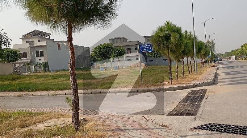 ٹاپ سٹی 1 - بلاک اے ٹاپ سٹی 1,اسلام آباد میں 10 مرلہ رہائشی پلاٹ 1.8 کروڑ میں برائے فروخت۔ ٹاپ سٹی 1 - بلاک اے ٹاپ سٹی 1,اسلام آباد میں 10 مرلہ رہائشی پلاٹ 1.8 کروڑ میں برائے فروخت۔