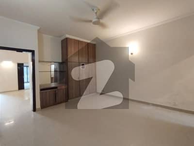 9 Marla Gem in Pace Woodland Immaculate Home with Timeless Design & Prime Location Near Bedian Road! 9 Marla Gem in Pace Woodland Immaculate Home with Timeless Design & Prime Location Near Bedian Road!