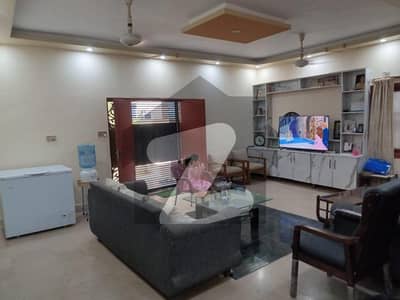 گلشنِ اقبال - بلاک 13 ڈی گلشنِ اقبال,گلشنِ اقبال ٹاؤن,کراچی میں 6 کمروں کا 16 مرلہ مکان 10.5 کروڑ میں برائے فروخت۔ گلشنِ اقبال - بلاک 13 ڈی گلشنِ اقبال,گلشنِ اقبال ٹاؤن,کراچی میں 6 کمروں کا 16 مرلہ مکان 10.5 کروڑ میں برائے فروخت۔