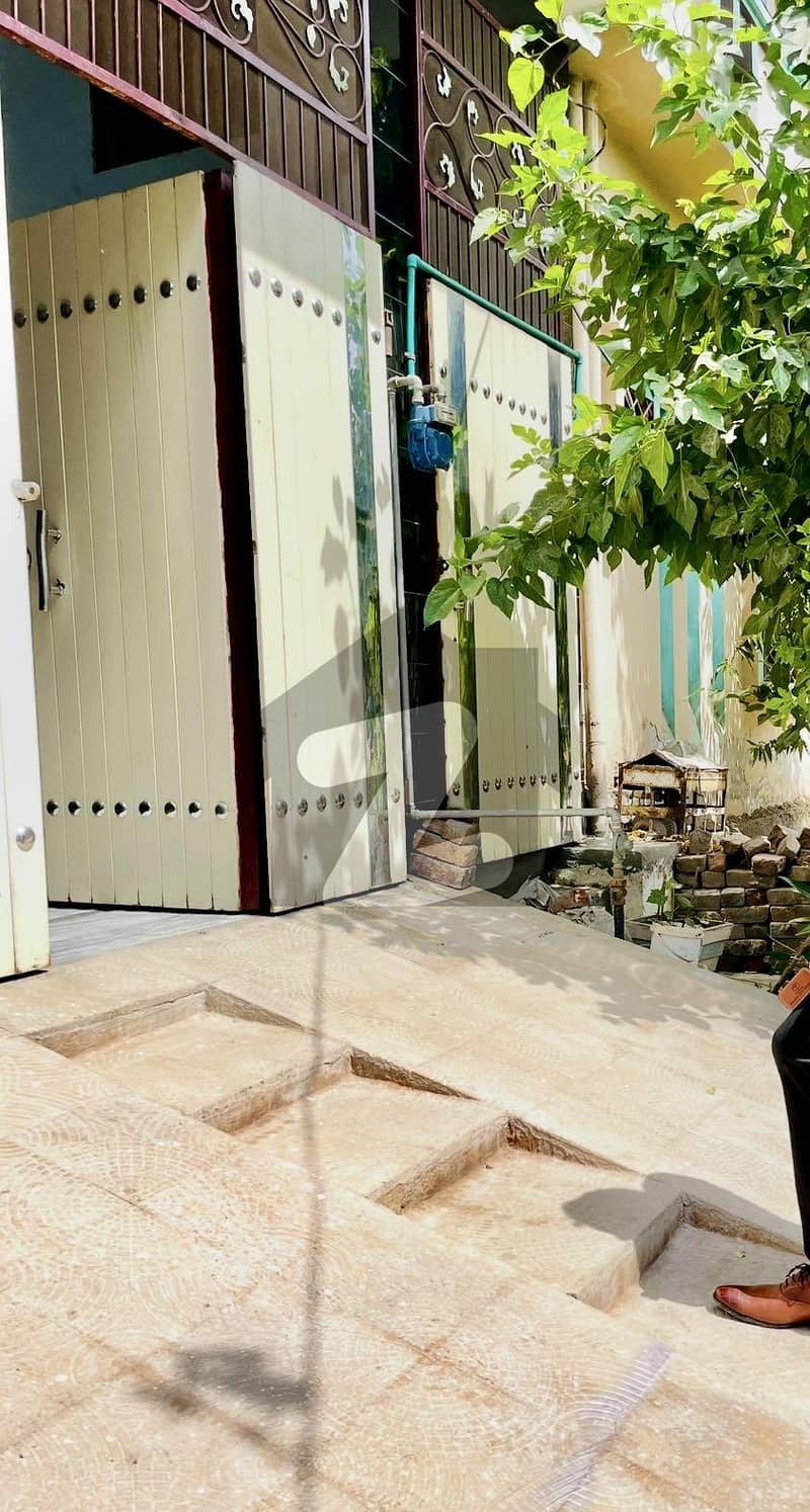 رحیم گارڈنز فیصل آباد میں 2 کمروں کا 4 مرلہ مکان 80.0 لاکھ میں برائے فروخت۔