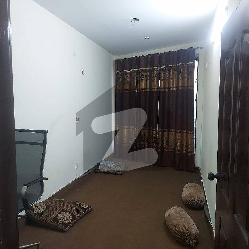 والٹن روڈ لاہور میں 1 کمرے کا 2 مرلہ فلیٹ 22.0 ہزار میں کرایہ پر دستیاب ہے۔ والٹن روڈ لاہور میں 1 کمرے کا 2 مرلہ فلیٹ 22.0 ہزار میں کرایہ پر دستیاب ہے۔