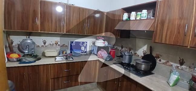 مُعیز ٹاؤن ہربنس پورہ,لاہور میں 4 کمروں کا 3 مرلہ مکان 1.3 کروڑ میں برائے فروخت۔