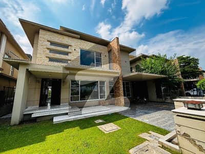 Facing Golf Ultra Modern 1 Kanal House With Full Basement Available For Rent In DHA Phase 6 Raya