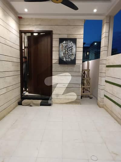 Brand New 2 Bed Apartment With Kitchen &Amp; Bath In State Life - Demand 60K