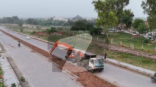 پارک انکلیو 3 پارک انکلیو,اسلام آباد میں 10 مرلہ رہائشی پلاٹ 2.4 کروڑ میں برائے فروخت۔ پارک انکلیو 3 پارک انکلیو,اسلام آباد میں 10 مرلہ رہائشی پلاٹ 2.4 کروڑ میں برائے فروخت۔