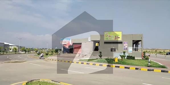 ملٹی ریزیڈنشیا اینڈ آرچرڈز - بلاک سی ملٹی ریزیڈنشیا اینڈ آرچرڈز,اسلام آباد میں 5 کمروں کا 5 کنال فارم ہاؤس 1.8 کروڑ میں برائے فروخت۔