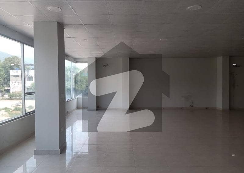 ایف ۔ 8 اسلام آباد میں 10 مرلہ دفتر 5.28 لاکھ میں کرایہ پر دستیاب ہے۔