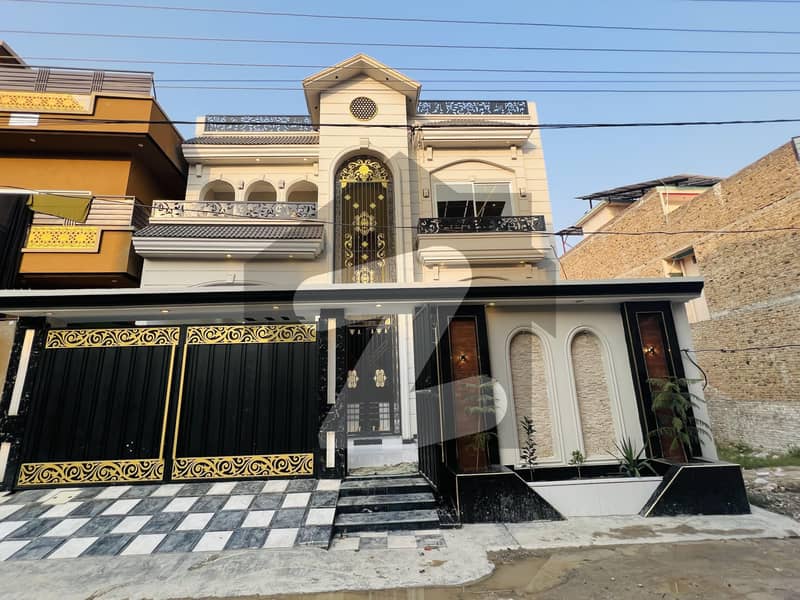 10 Marla Basement House For Sale. 10 Marla Basement House For Sale.